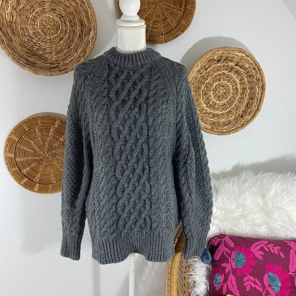 H&M Sweaters - H&M Neutral Gray Oversized Chunky Knit Crew Neck Pullover Sweater Small